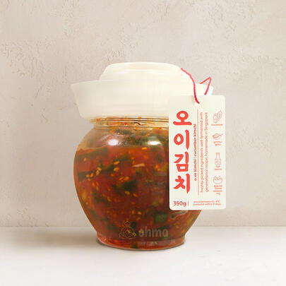 ohma&#39;s cucumber kimchi / o-ee kimchi (오이김치)